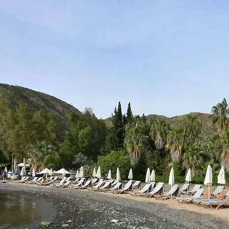 Anerissa Hotel
