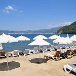 호텔 Anerissa 3*