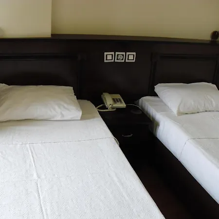 Anerissa Hotel 3*