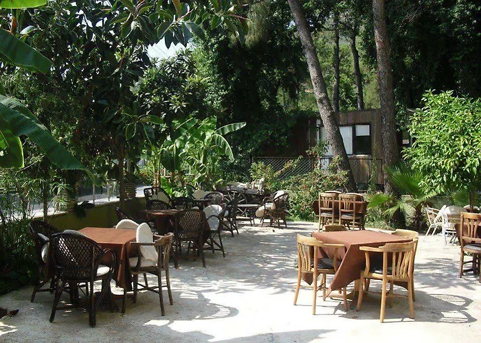 Anerissa 酒店 马尔马里斯